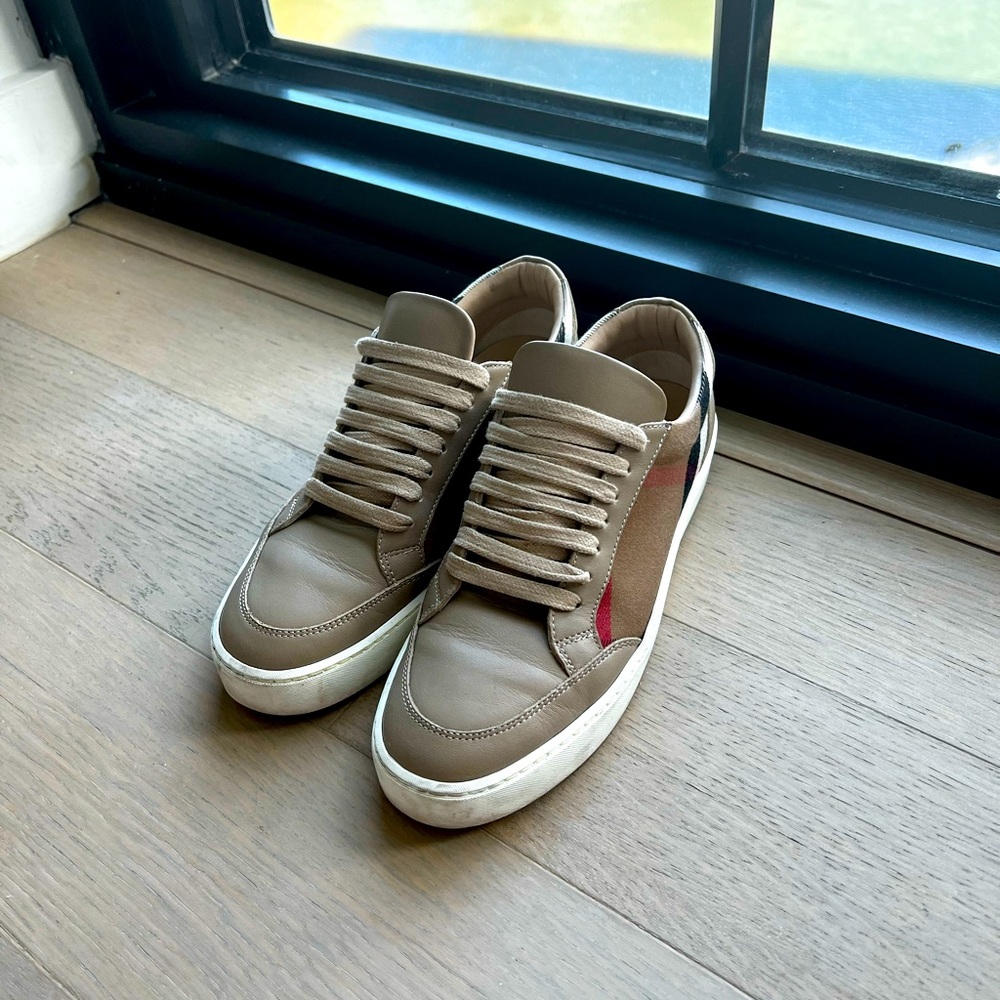 Burberry Salmond Check Low Top Sneaker